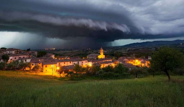 Allerta meteo: temporali in arrivo mercoledì 12 febbraio, scopri le regioni a rischio